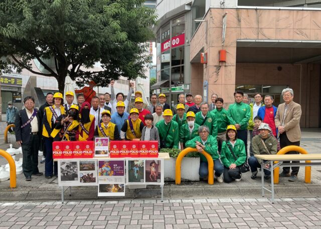 ｢小山未来奨学生｣のみなさんとポリオ撲滅キャンペーンに参加してきました。